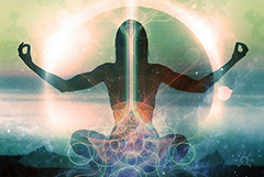 img/woman-3187087-1920.png